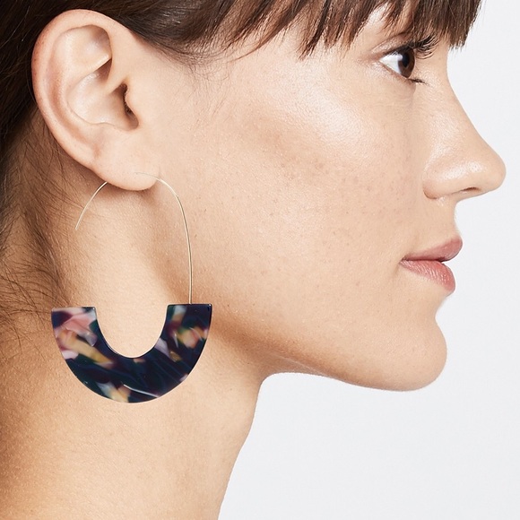 Jewelry - Bauble Bar Faidra Style Resin Drop Earrings NEW!